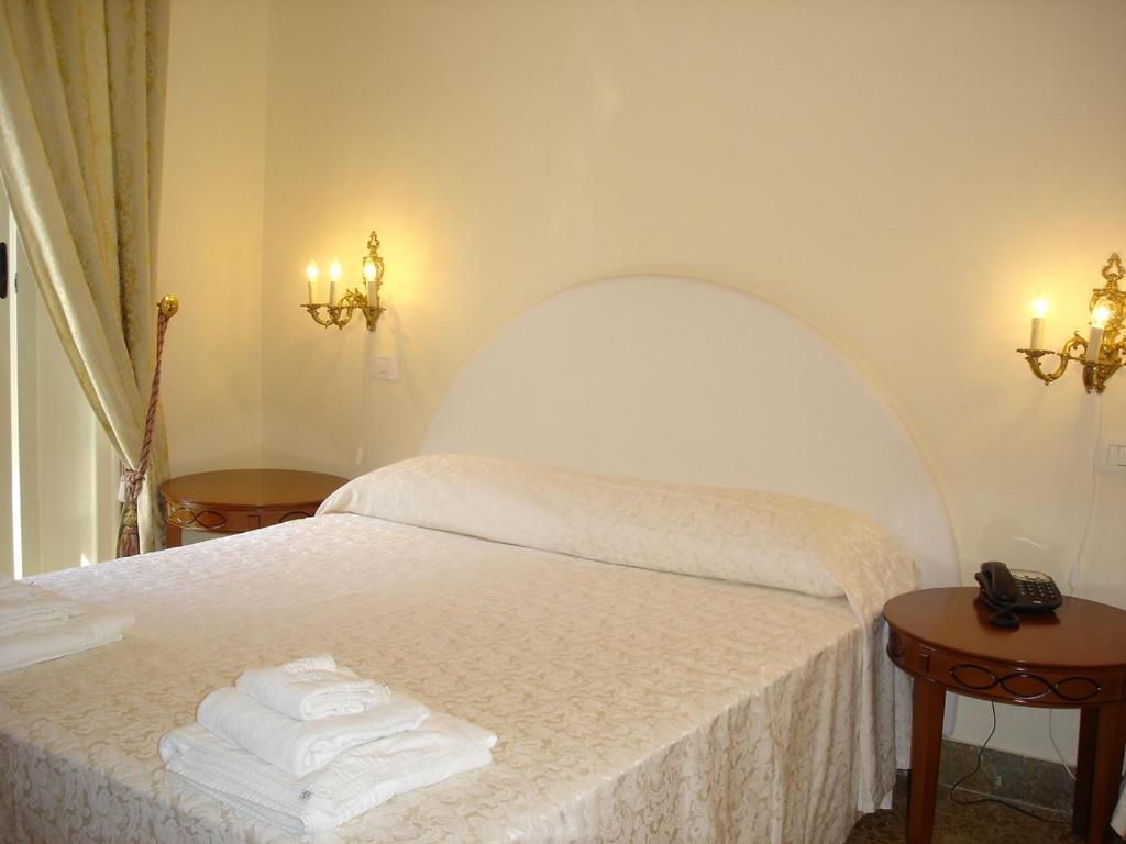 Hotel C'entro Reggio Calabria Esterno foto